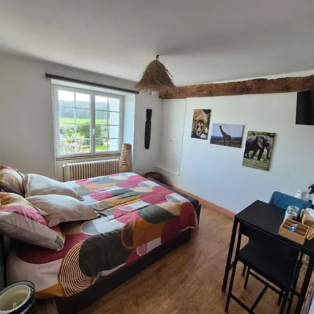 Le Refuge Des3petitscochons Guest house Lalizolle